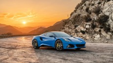 Με τον V8 της AMG η Lotus Emira