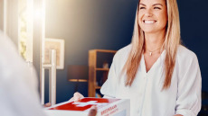 Ακριβά φάρμακα: Πότε ξεκινά η κατ’ οίκον αποστολή – Ποια είναι η διαδικασία