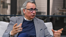 Η συγκλονιστική εξομολόγηση πρώην συμπαίκτη του Μαραντόνα στη Νάπολι: «Ο πατέρας μου σκότωσε τη μητέρα μου, μετά αυτοκτόνησε μπροστά μου»
