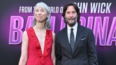 Η σύντροφος του Κιάνου Ριβς εμφανίστηκε με ένα εντυπωσιακό δαχτυλίδι - Παντρεύεται ο ηθοποιός;