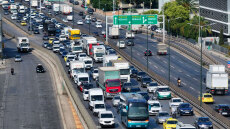 Μποτιλιάρισμα χιλιομέτρων στην άνοδο του Κηφισού μετά από καραμπόλα 3 οχημάτων - Μεγάλες καθυστερήσεις και στην Αττική Οδό