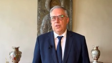 Στον εορτασμό του Αγίου Πνεύματος στη Θεολογική Σχολή της Χάλκης ο Τάκης Θεοδωρικάκος