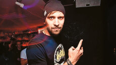 Ο Ουκρανός DJ που οργάνωσε το ρωσικό... Περλ Χάρμπορ