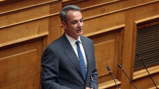 Μητσοτάκης για νέο ΚΟΚ: Το 40% των νεκρών στα τροχαία είναι κυρίως νέοι σε μηχανή, ενώ το 25% δεν φορούσε ζώνη 