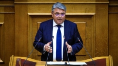 Νατσιός κατά Αλιβιζάτου για την παρέμβασή του στο κείμενο Καρυστιανού: Συνταγματολόγος της συμφοράς