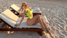 H Ιωάννα Τούνη ξαναχτύπησε από τη Μύκονο: Η μαύρη βεντάλια και το μήνυμα στους haters - Δείτε φωτογραφίες