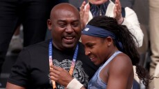 Κόκο Γκοφ: Ο προληπτικός πατέρας της είδε τον τελικό στο πάρκινγκ του Roland Garros