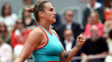 Αρίνα Σαμπαλένκα: Στη Μύκονο για διακοπές με τον Έλληνα σύντροφό της - Δείτε φωτογραφία 