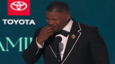 Ο Τζέιμι Φοξ ξέσπασε σε κλάματα δύο χρόνια μετά το εγκεφαλικό που υπέστη - «Δεν θα σπαταλήσω τη δεύτερη ευκαιρία»