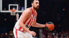 Αγγίζει τα €7 εκατ. το deal για την παραμονή Μιλουτίνοφ στον Ολυμπιακό - Γιαννακόπουλος: Κάναμε την προσπάθειά μας, πληρώστε τους διπλά
