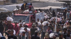 Ο ισραηλινός στρατός παραδέχεται ότι σκότωσε Παλαιστίνιους αμάχους κοντά σε κέντρα διανομής βοήθειας στη Λωρίδα της Γάζας