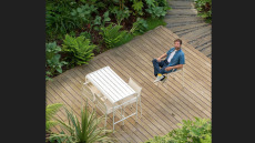 Κωστής Μαραβέγιας: «Κατασκηνώνει» στον Κήπο του Μεγάρου για δύο συναυλίες