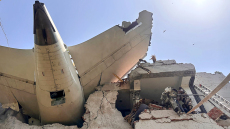 Συναγερμός στην ινδική αεροπορία: Ελέγχονται όλα τα Dreamliner μετά τη συντριβή