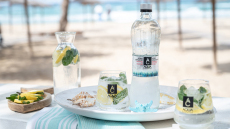 Πάρε τη δύναμη του Φυσικώς Ανθρακούχου Νερού στα χέρια σου