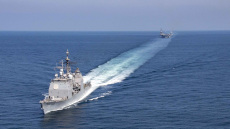 Πόσο πραγματική είναι η απειλή του Ιράν να κλείσει τα Στενά του Ορμούζ; Διχασμένοι οι αναλυτές, μιλούν για «παγκόσμιο σοκ» ή γι' «αυτογκόλ» της Τεχεράνης