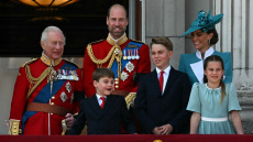 Φόρος τιμής από τον βασιλιά Κάρολο στα θύματα της Air India στη στρατιωτική παρέλαση Trooping the Colour