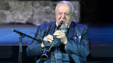 Πέθανε ο μεγάλος δεξιοτέχνης του κλαρίνου Πετρολούκας Χαλκιάς: Η πορεία του από το Δελβινάκι Πωγωνίου μέχρι τον Λευκό Οίκο, δείτε βίντεο