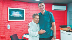 Γιώργος Μπαρτζώκας στον Δανίκα: «Ο Ολυμπιακός είναι ιδέα, αλλά είμαι πάντα έτοιμος να φύγω»