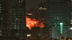 Το Ιράν λέει πως έπληξε επιτυχώς το Ισραήλ και υπόσχεται «ακόμη πιο καταστροφικά» πλήγματα 