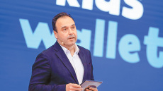 Παπαστεργίου: Από το καλοκαίρι του 2026 δεν θα ισχύουν οι παλιές ταυτότητες για ταξίδια στην ΕΕ