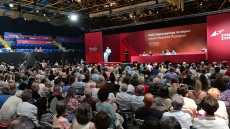 Ο Γιώργος Τσίπρας άνοιξε τον χορό των αποχωρήσεων μετά το συνέδριο του ΣΥΡΙΖΑ: Τα -κακά- γκάλοπ και το ορόσημο της Κ.Ε