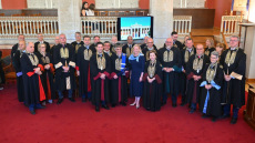 Στο ΕΚΠΑ η πρόεδρος του Yale – Το πρώτο κοινό μεταπτυχιακό θα ξεκινήσει το 2026
