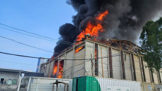 Στις φλόγες κτίρια της Μοσάντ μετά από ιρανικό χτύπημα - Δείτε βίντεο