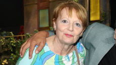 Γιώργος Ζαμπέτας: Η εμφάνιση της κόρης του στην πρεμιέρα της παράστασης «Μάλιστα κύριε Ζαμπέτα»