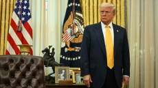 Ο Τραμπ ίσως δεν είχε άλλη επιλογή από το να επιτεθεί στο Ιράν, γράφει η Handelsblatt - Ποια ήταν η μέγιστη προσβολή για εκείνον