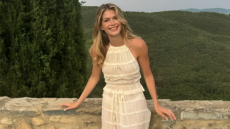 Αμαλία Κωστοπούλου: Το πάρτι στη Χαβάη πριν από τον γάμο της - Δείτε βίντεο
