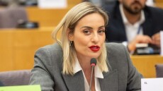 Ελεονώρα Μελέτη: «Σκιώδης» εισηγήτρια για την ανθρωπιστική βοήθεια σε περίοδο κρίσεων - «Οι γυναίκες δεν είναι μόνο θύματα, αλλά και ηρωίδες»