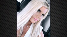 Νεκρή σε τροχαίο 40χρονη ριάλιτι σταρ του Netflix - Η αστυνομία ψάχνει τον οδηγό που την παρέσυρε και την εγκατέλειψε