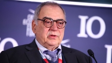 ΠΑΣΟΚ: Πράσινη αναταραχή από τη δήλωση Χριστοδουλάκη - Στην επίθεση Δούκας, Γερουλάνος και άλλοι