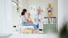 Γιατί οι γιατροί ζητούν ταχύτερους ρυθμούς εγγραφής στον Προσωπικό Παιδίατρο