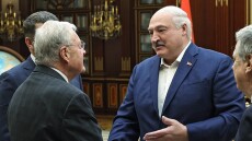 Οι ΗΠΑ προσεγγίζουν τη Λευκορωσία - Συνάντηση Λουκασένκο με τον Αμερικανό ειδικό απεσταλμένο Κέλογκ