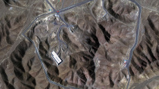 Ο Λευκός Οίκος επαναλαμβάνει τον ισχυρισμό Τραμπ: «Οι ιρανικές πυρηνικές εγκαταστάσεις καταστράφηκαν»