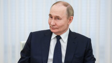 Ο Πούτιν ενημέρωσε τον Τραμπ ότι αναμένει ημερομηνία νέων συνομιλιών με το Κίεβο