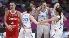 Eurobasket Γυναικών: Στα ημιτελικά η Ιταλία, 76-74 την Τουρκία στην παράταση στο ΣΕΦ 