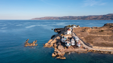 Βρετανικά ΜΜΕ: Οι Μικρές Κυκλάδες στα 10 άθικτα και καλά κρυμμένα «πετράδια» της Ευρώπης