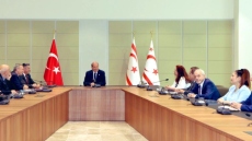 ΠΑΣΟΚ για Πωλίνα Λάμψα: Όφειλε να είχε ενημερώσει για τη συνάντηση με τον Τατάρ, μετείχε με την ακαδημαϊκή της ιδιότητα