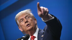 Νέα επίθεση Τραμπ σε CNN και New York Times: Να απολυθούν άμεσα οι ρεπόρτερ των fake news, έχουν σατανικές προθέσεις