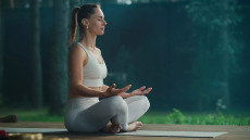 Αντιγήρανση: Η εναλλακτική πρακτική που κάνει τον εγκέφαλο 6 χρόνια νεότερο