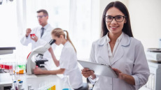 Νέα δεδομένα στην αντιμετώπιση του καρκίνου παχέος εντέρου