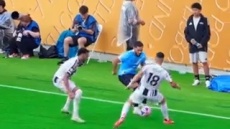 Βίντεο: Η μαγική ενέργεια του Τσέρκι που άφησε άφωνο το ball boy στο Μάντσεστερ Σίτι- Γιουβέντους 
