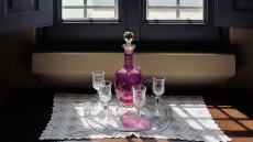 Αποσταγματοποιία Canava: Τι κάνει το ούζο της Σαντορίνης τόσο ξεχωριστό;