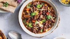 Κοκκινιστό μοσχαράκι chili style