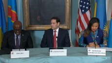 Μετά από 30 χρόνια πολέμου, Κονγκό και Ρουάντα υπέγραψαν ειρηνευτική συμφωνία με τη μεσολάβηση των ΗΠΑ