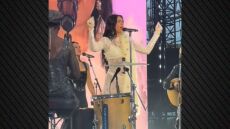 Η Ντούα Λίπα τίμησε τη Σινέντ Ο' Κόνορ ερμηνεύοντας σε συναυλία της το «Nothing Compares 2 U»