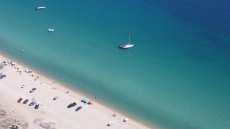 Χαλκιδική: Φουσκωτή βάρκα με 7χρονο παρασύρθηκε στα ανοιχτά - Το παιδί διασώθηκε και μεταφέρθηκε στην ακτή