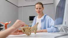 Τι πρέπει να ξέρει κάθε γυναίκα για τον «αφανή» μυ που στηρίζει το σώμα και την ποιότητα ζωής της
